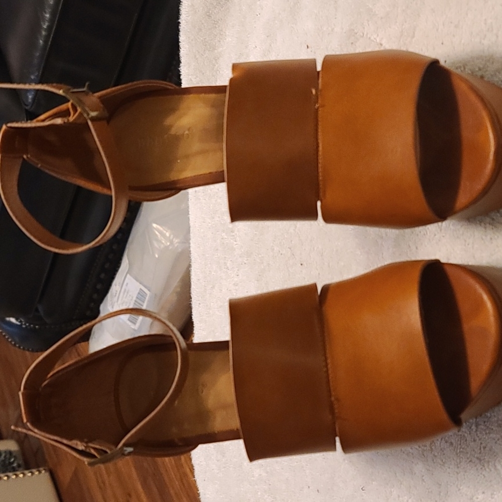 Wedge/Platform sandals